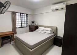 Blk 214 Jurong East Street 21 (Jurong East), HDB 3 Rooms #620842801